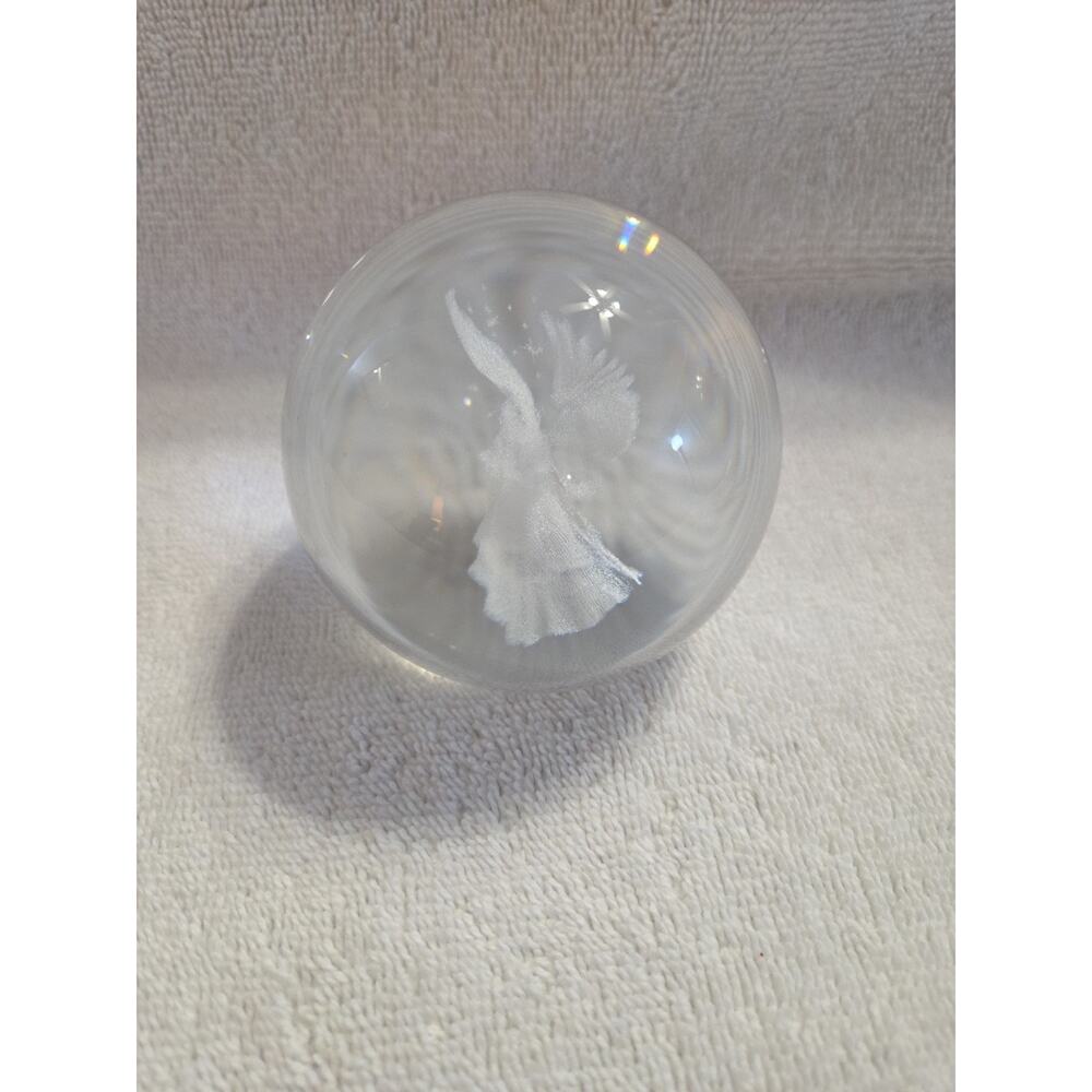 Paperweight‎ Round Clear Glass Etched Angel